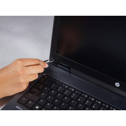 Замена экрана HP ZBook 15